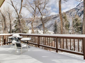  Mt. Sopris Cabin at Filoha Meadows  Карбондейл